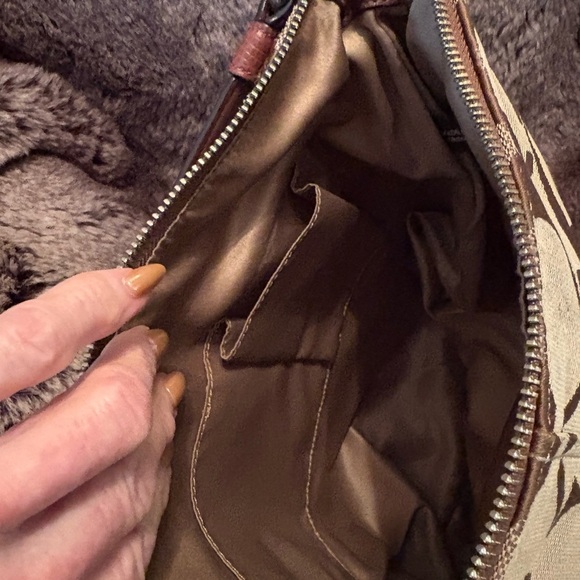 Coach Tan and Brown Signature Shoulder Bag - Picture 6 of 10